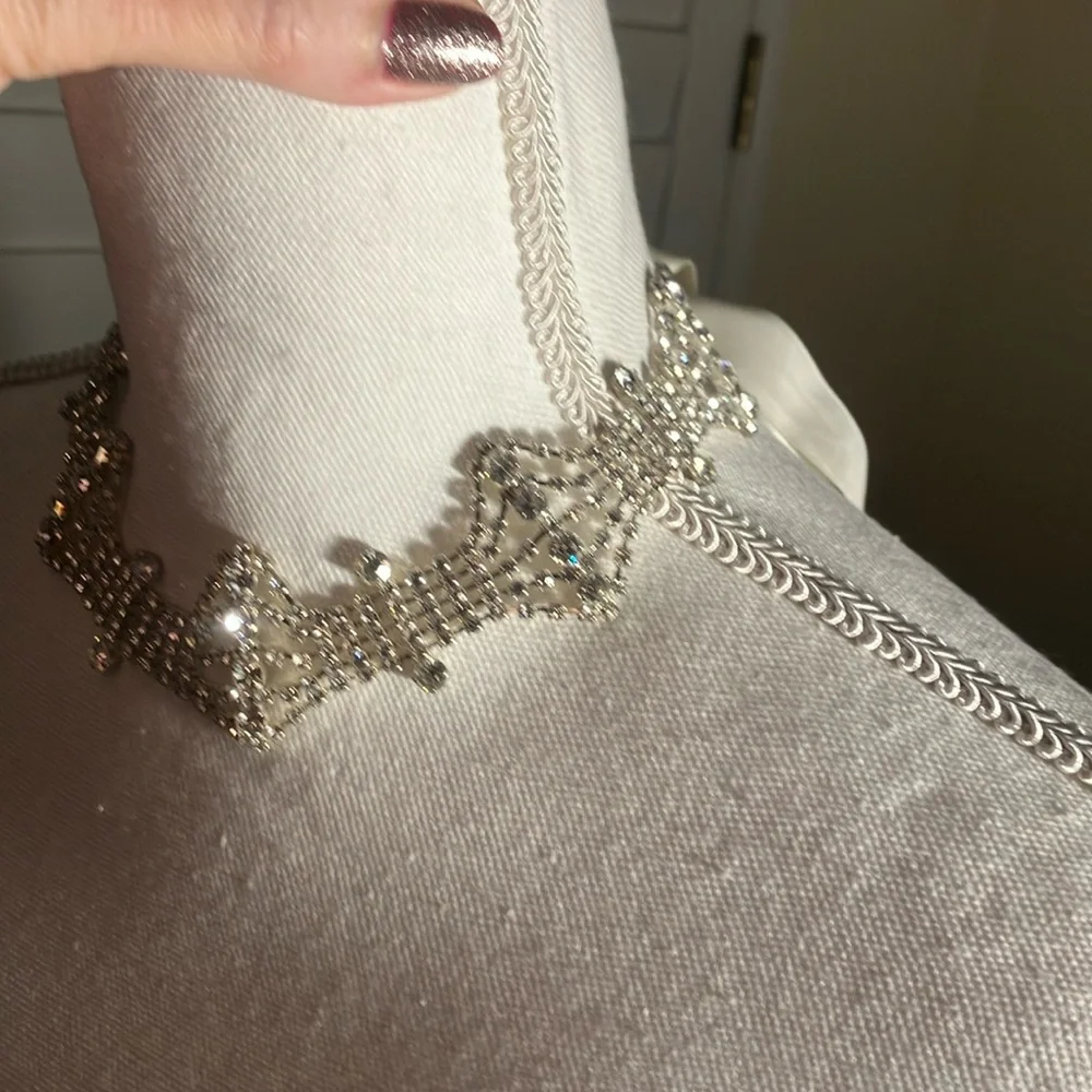 👰‍♀️💍OohLaBra Rhinestone Bridal White Ribbon Bridal Choker/Headband O/S NWT